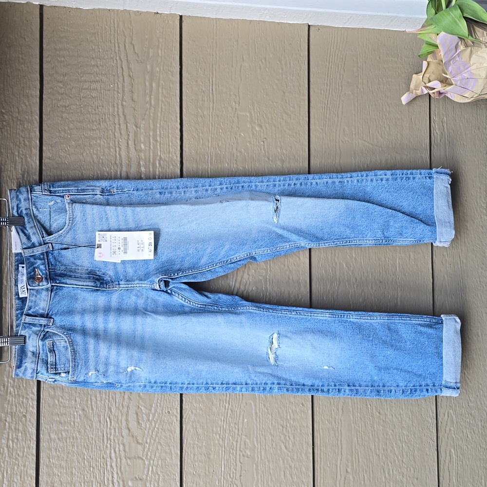 Zara relaxed fit low rise ankle jeans 4 nwt new